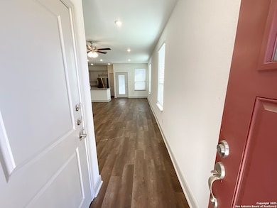 10204 Eaglewood Nook unit 102, San Antonio, TX 78252 - photo 2