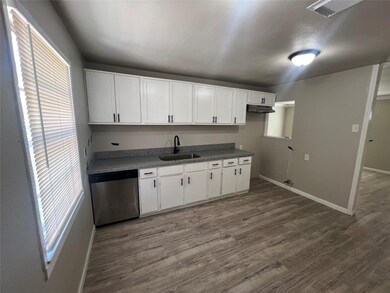 2817 Rosemary Ln, Houston, TX 77093 - photo 2