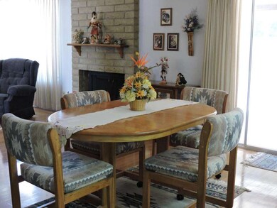 122 W Hunter St, Mesa, AZ 85201 - photo 4