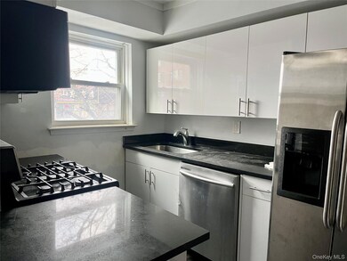 142-01 37th Ave unit 3F, Flushing, NY 11354 - photo 2