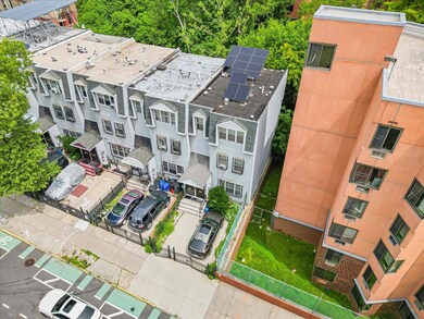 977 E 179th St, Bronx, NY 10460 - photo 3