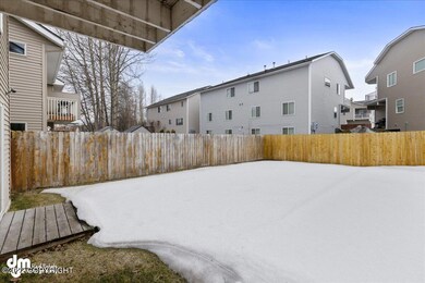 22-Exterior Lower Deck 20220401-DW-0776