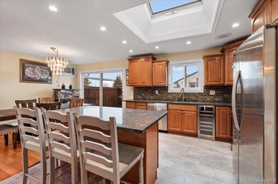 2747 Barbara Rd, Bellmore, NY 11710 - photo 7