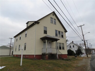 361 Mendon Ave, Pawtucket, RI 02861 - photo 2