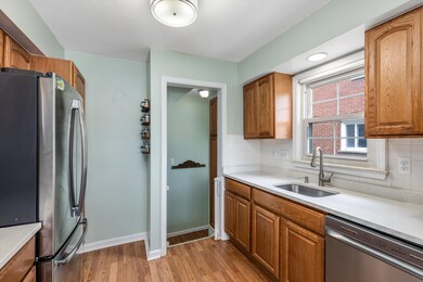11-27905 Joan St St Clair Shores 0015
