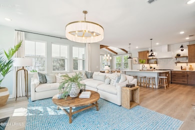 36MiddleIslandSt-KeenEyeMarketing-012