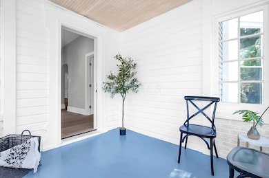 8-web-or-mls-518-s-maple-st