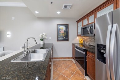 Kitchen offers stainlesss appliances including new