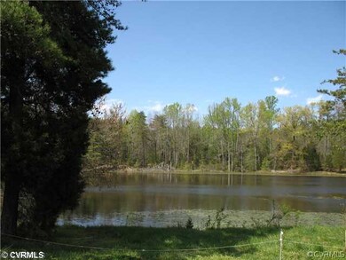 5623 Hewlett Rd, Ruther Glen, VA 22546 - photo 4