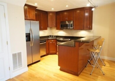 158 Quincy Shore Dr unit 90, Quincy, MA 02171 - photo 7