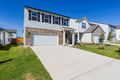 344 Enforcer Loop, Jarrell, TX 76537 - photo 4