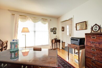 1207 Laurelwood Dr, Crestwood, KY 40014 - photo 5