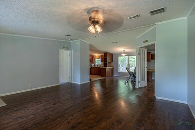 21281 Apache Rd, Tyler, TX 75705 - photo 4