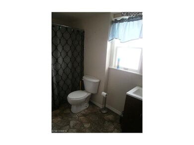 Full first floor bath room