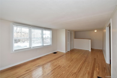 15 Robinson St unit 2, Fishkill, NY 12524 - photo 3