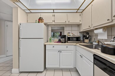 7820 Colony Cir S unit 109, Tamarac, FL 33321 - photo 7