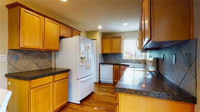 27724 Ridge Way, Stanwood, WA 98292 - photo 4