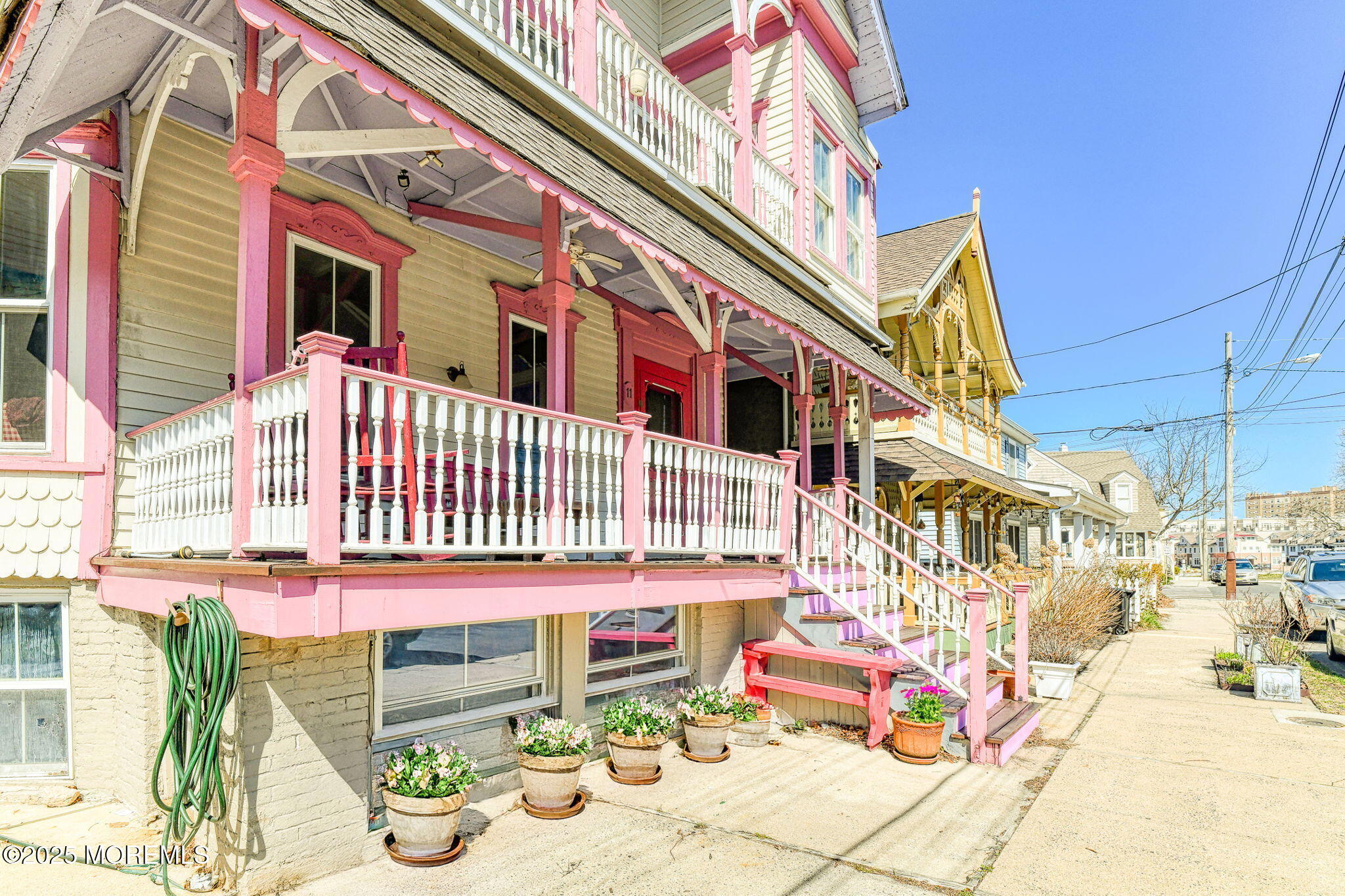 67-web-or-mls-DSC_7890_64-65 (2)