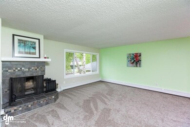 26-Living Room MS_8317