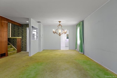 144 Orchard St, Plainview, NY 11803 - photo 3