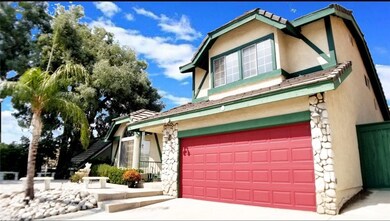 30421 Early Round Dr, Canyon Lake, CA 92587 - photo 2