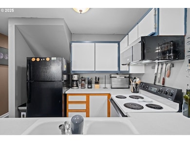 7143 SW Sagert St unit 104, Tualatin, OR 97062 - photo 6