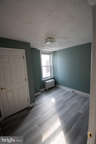 330 Green St, Norristown, PA 19401 - photo 6