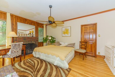 2 Croswell St, Albany, NY 12206 - photo 5