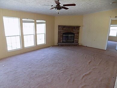 401 Spring Valley Dr, Byron, GA 31008 - photo 6