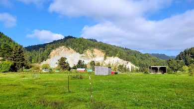 Bluffs at 800 Rigby Avenue