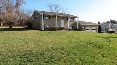GREAT LOT, PERFECT FOR A SPLIT. EASY MOWING...