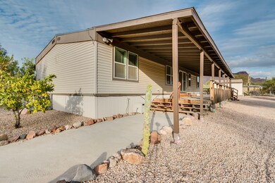 N Lydia Ave_54
