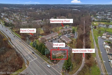 673 Oakbrook W, Rochester Hills, MI 48307 - photo 2