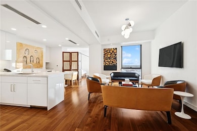 2 Canal St unit 2309, New Orleans, LA 70130 - photo 2