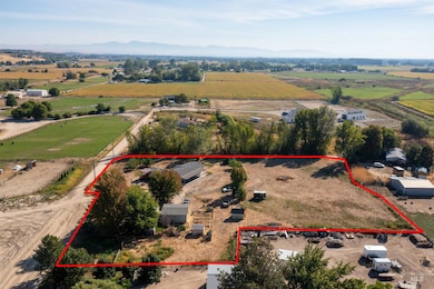 7687 Winter Horses Dr, Middleton, ID 83644 - photo 2