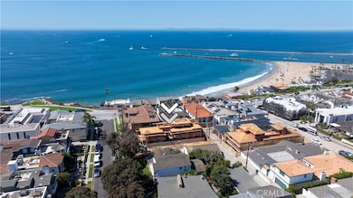 209 Narcissus Ave, Corona Del Mar, CA 92625 - photo 6