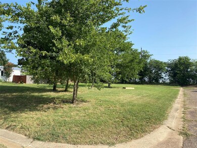 1602 River Bend Rd, Cleburne, TX 76033 - photo 2