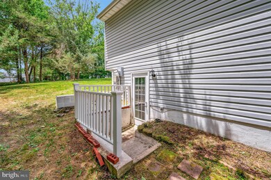 6612 Green Arbor Dr, Fredericksburg, VA 22407 - photo 5