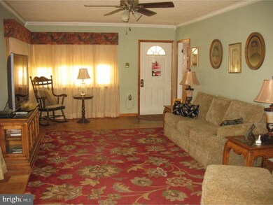 325 Walnut St, Audubon, NJ 08106 - photo 6