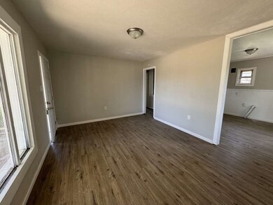 904 E Stanford St, Lubbock, TX 79403 - photo 5