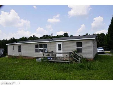 1202 Springtime Place, Siler City, NC 27344 - photo 2