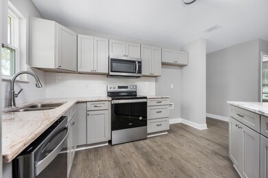 5292 Kervin Rd-Crestview-4
