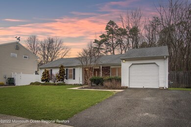 15 Brandywine Dr, Howell, NJ 07731 - photo 2