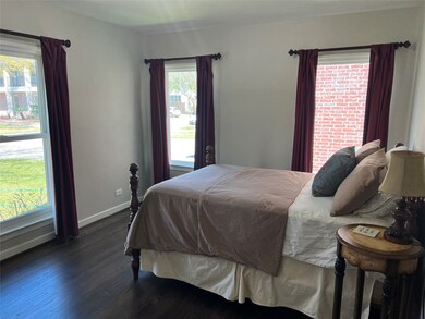  Front bedroom