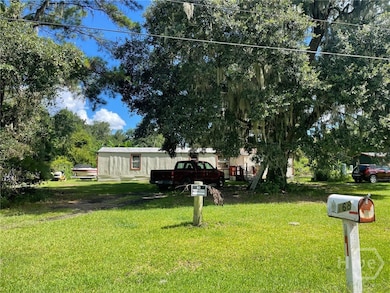 Mobile home will remain, but not be shown. No value given.