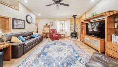 907 Cypress Dr, Rolla, MO 65401 - photo 7