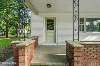 2823 Troy Schenectady Rd, Schenectady, NY 12309 - photo 4