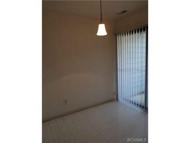 Kitchen dinette area