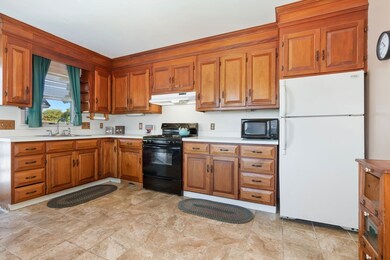 60 Proctor St, Salem, MA 01970 - photo 7