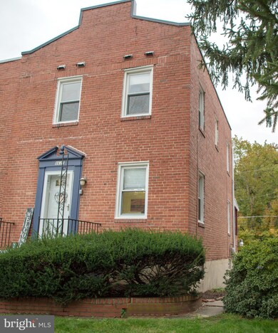 8637 Oak Rd, Parkville, MD 21234 - photo 2